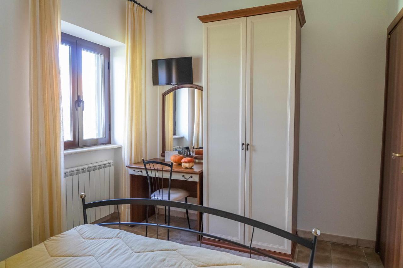 Agriturismo Bella Cima モンテフィアスコーネ エクステリア 写真